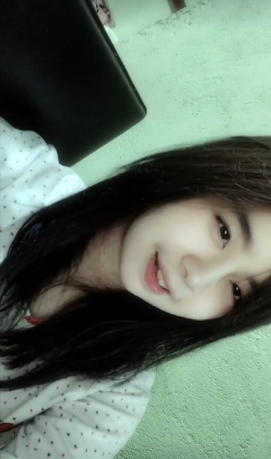 Meme Cantik